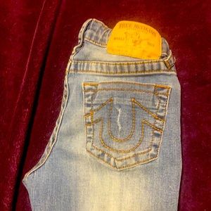 True Religion size 8 kids jeans 👖 Straight Leg, light blue wash.